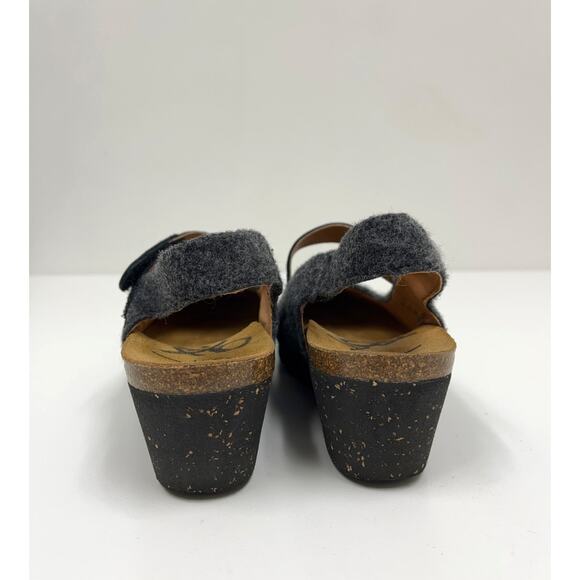 OTBT Prog Mary Jane Felt Wedge Ankle Strap Artsy Travel Comfort Clogs - Size 7 - Picture 5 of 11